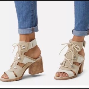 SOREL Nadia Strappy Lace-Up Suede Sandal Size 6.5 Ancient Fossil EUC